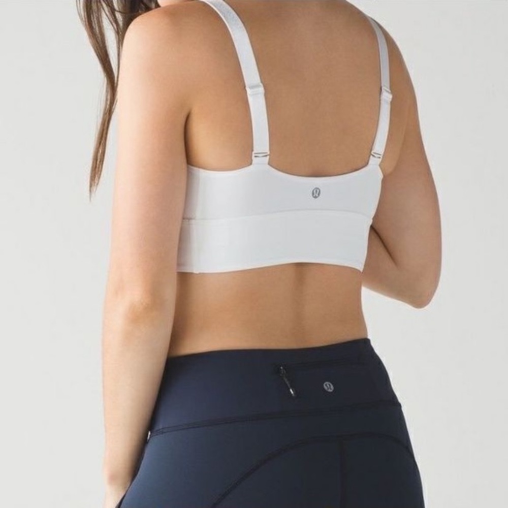 Lululemon Adjust Me Sports Bra - Picture 4 of 5